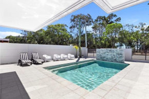 Seaside Unit in Urangan